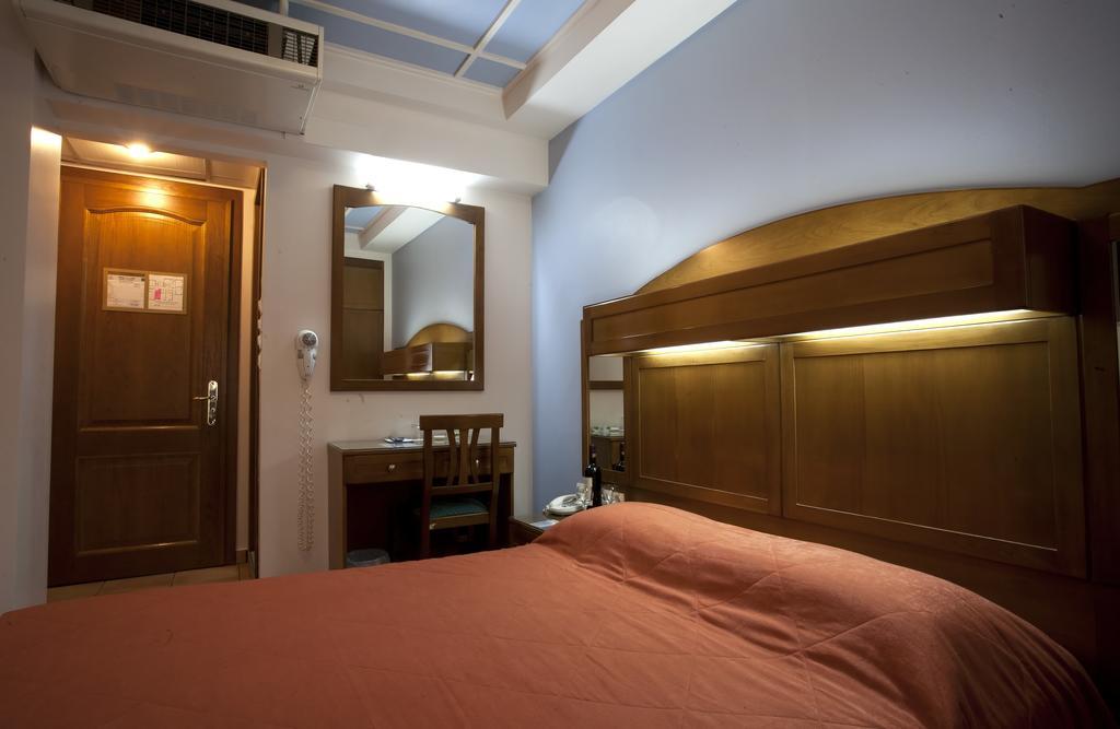 Hotel Katerina เอเธนส์ ภายนอก รูปภาพ