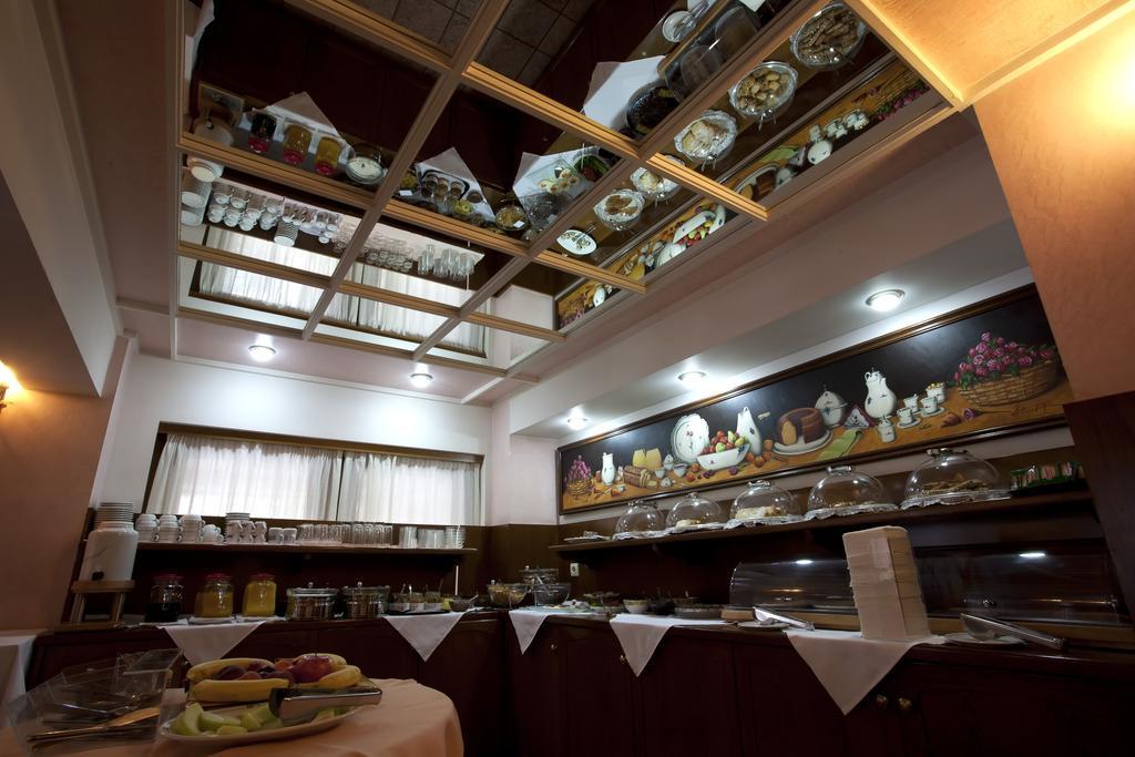 Hotel Katerina เอเธนส์ ภายนอก รูปภาพ