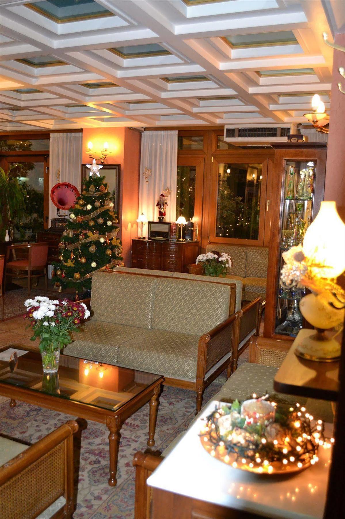 Hotel Katerina เอเธนส์ ภายนอก รูปภาพ
