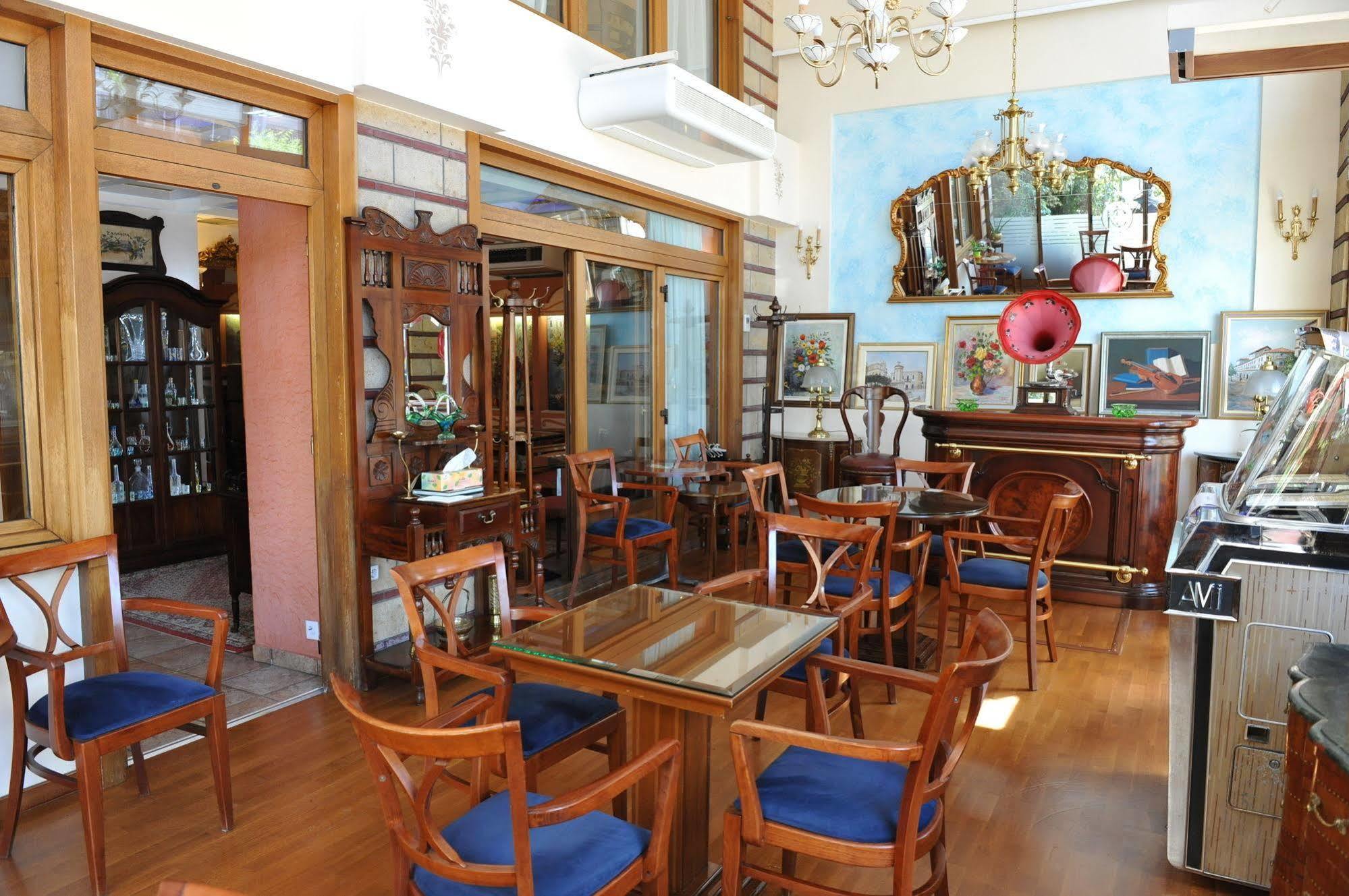 Hotel Katerina เอเธนส์ ภายนอก รูปภาพ